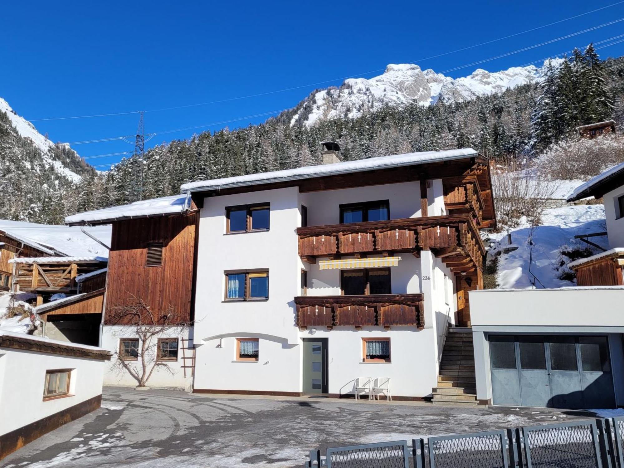 Holiday Home Hoelzl By Interhome Flirsch Esterno foto